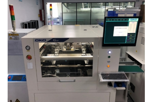 SMT快速打樣的元器件貼片加工工藝